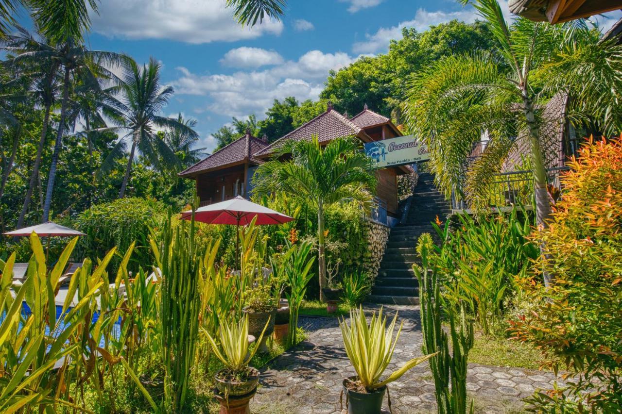Coconut Hill Cottage Batununggul Exterior photo